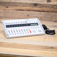 Zoom R16 (R-16) Digital Multitrack Recorder