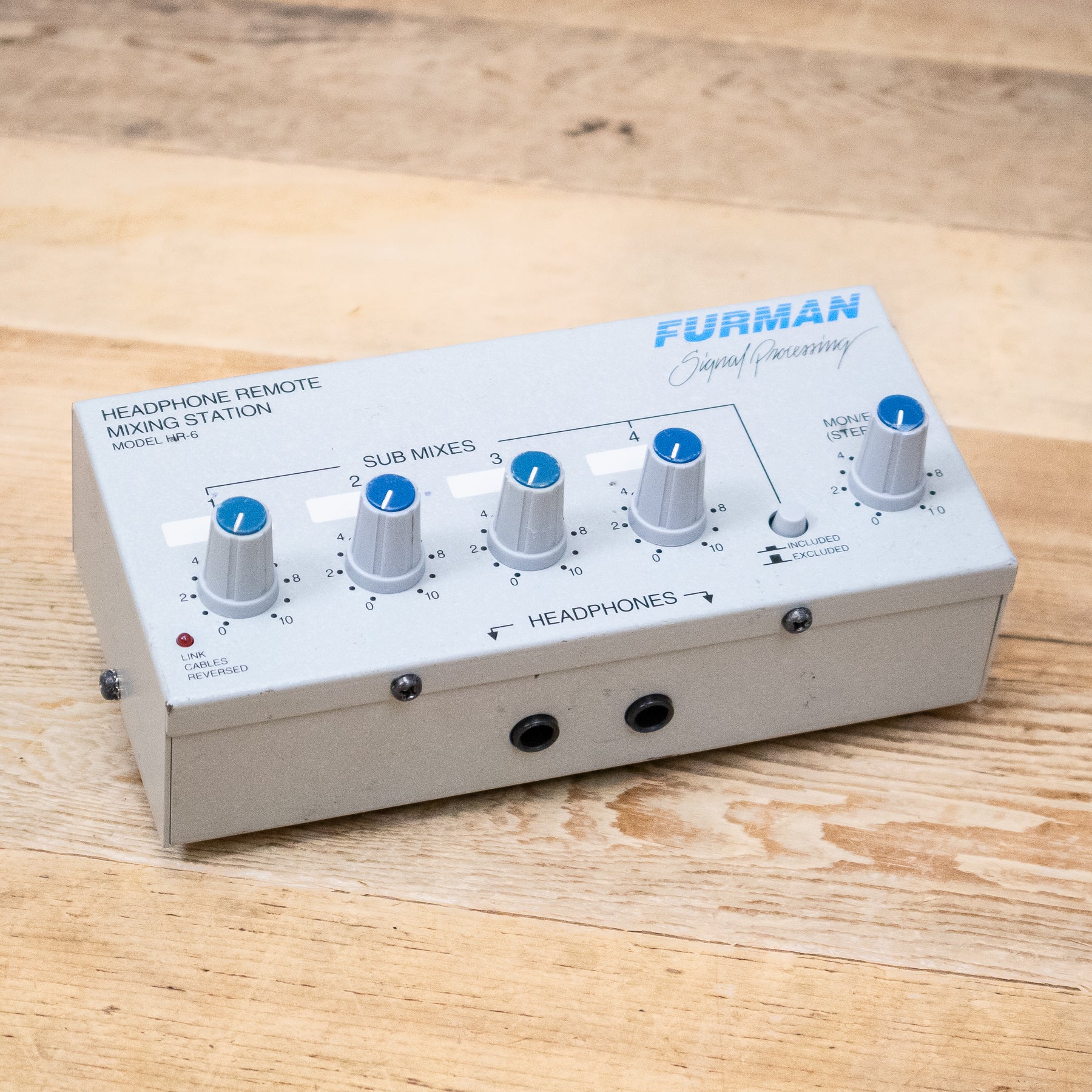 Furman HR-6 (HR6) Personal Headphone Mixer with Mount – Pixel Pro