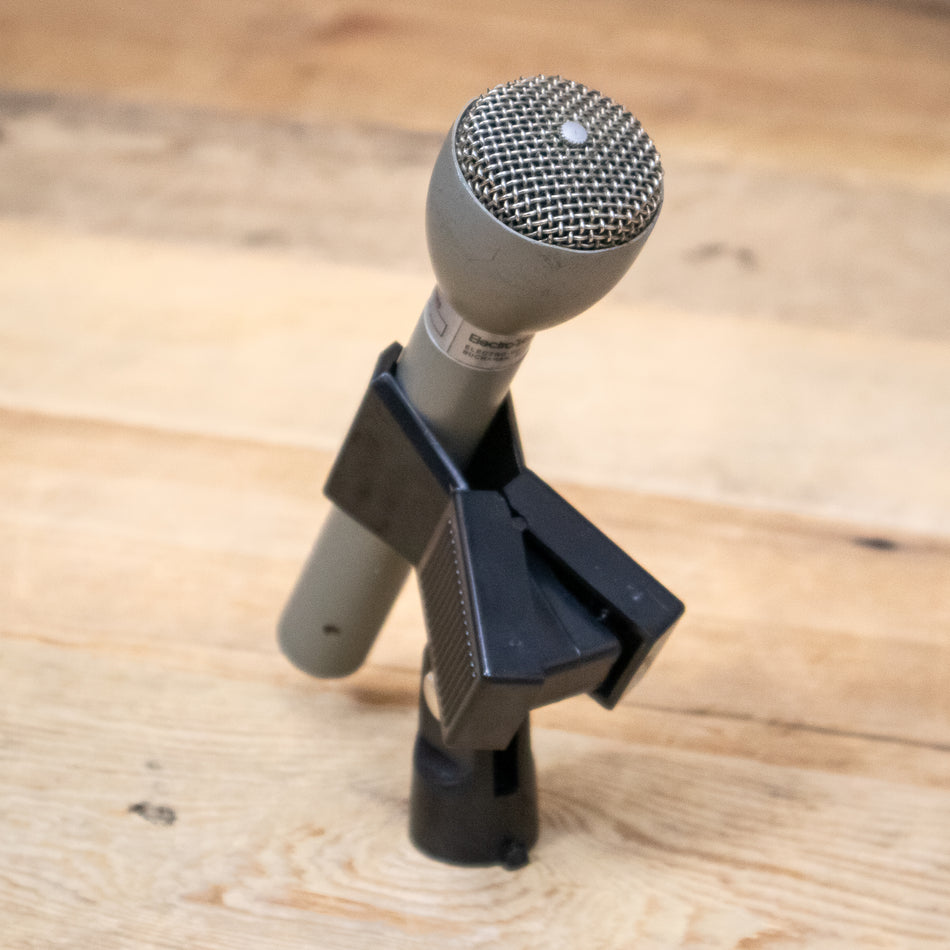 ElectroVoice 635A Dynamic Microphone