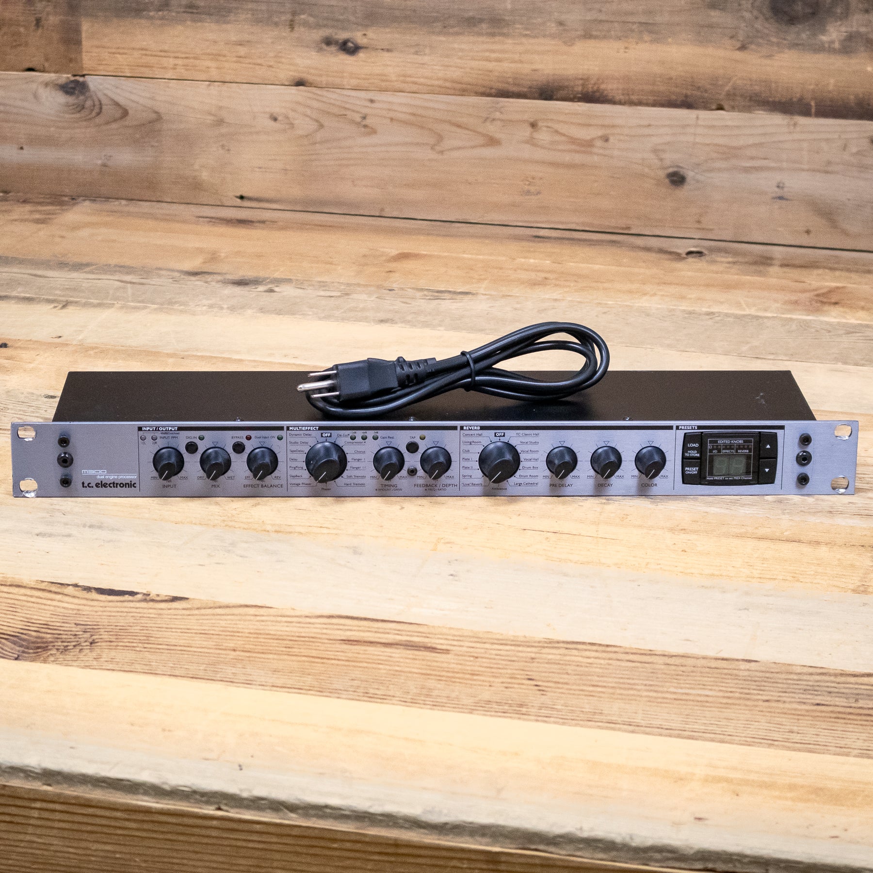 TC Electronic M300 Dual-Engine Multi-Effects Rack Processor