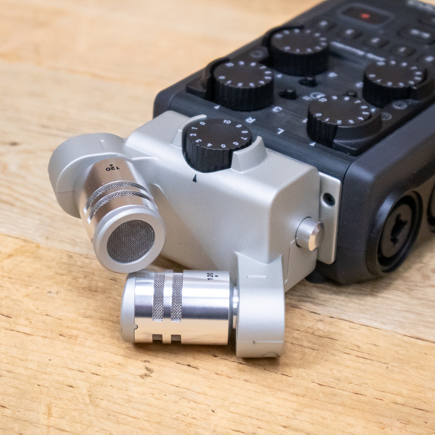 Zoom H6 Digital Handheld Recorder with X/Y Capsule – Pixel Pro Audio