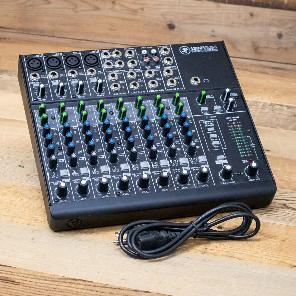 Mackie 1202 VLZ4 12-Channel Mixer