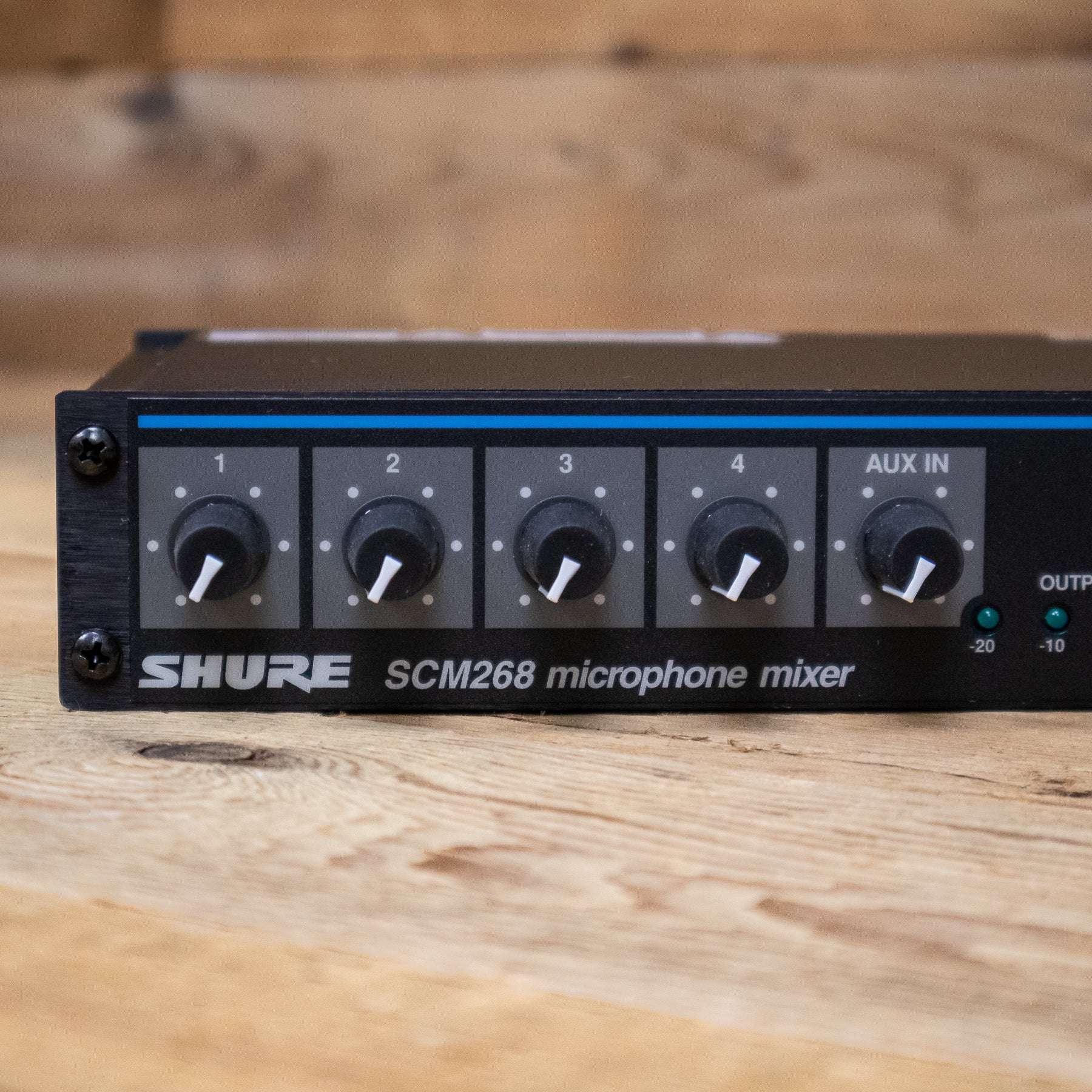 Shure SCM268 (SCM-268) 4-Channel Microphone Mixer – Pixel Pro Audio