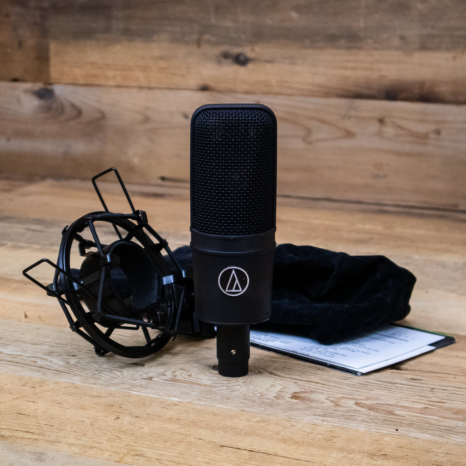 Audio-Technica AT4040 Studio Condenser Microphone
