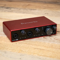 Focusrite Scarlett 4i4 (3rd Gen) USB Audio Interface