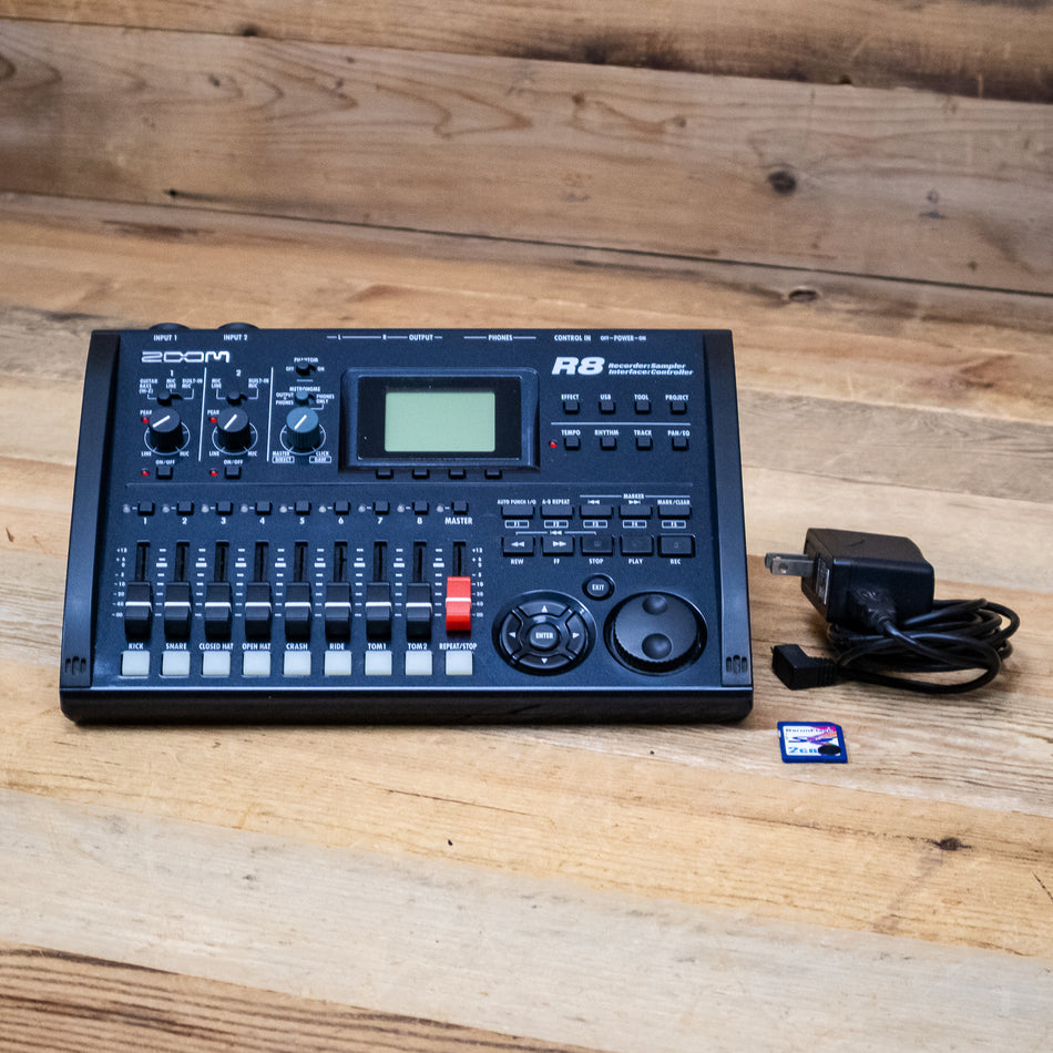 Zoom R8 (R-8) Digital Multitrack Recorder