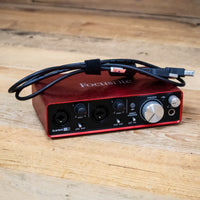 Focusrite Scarlett 2i2 (2nd Gen) USB Audio Interface