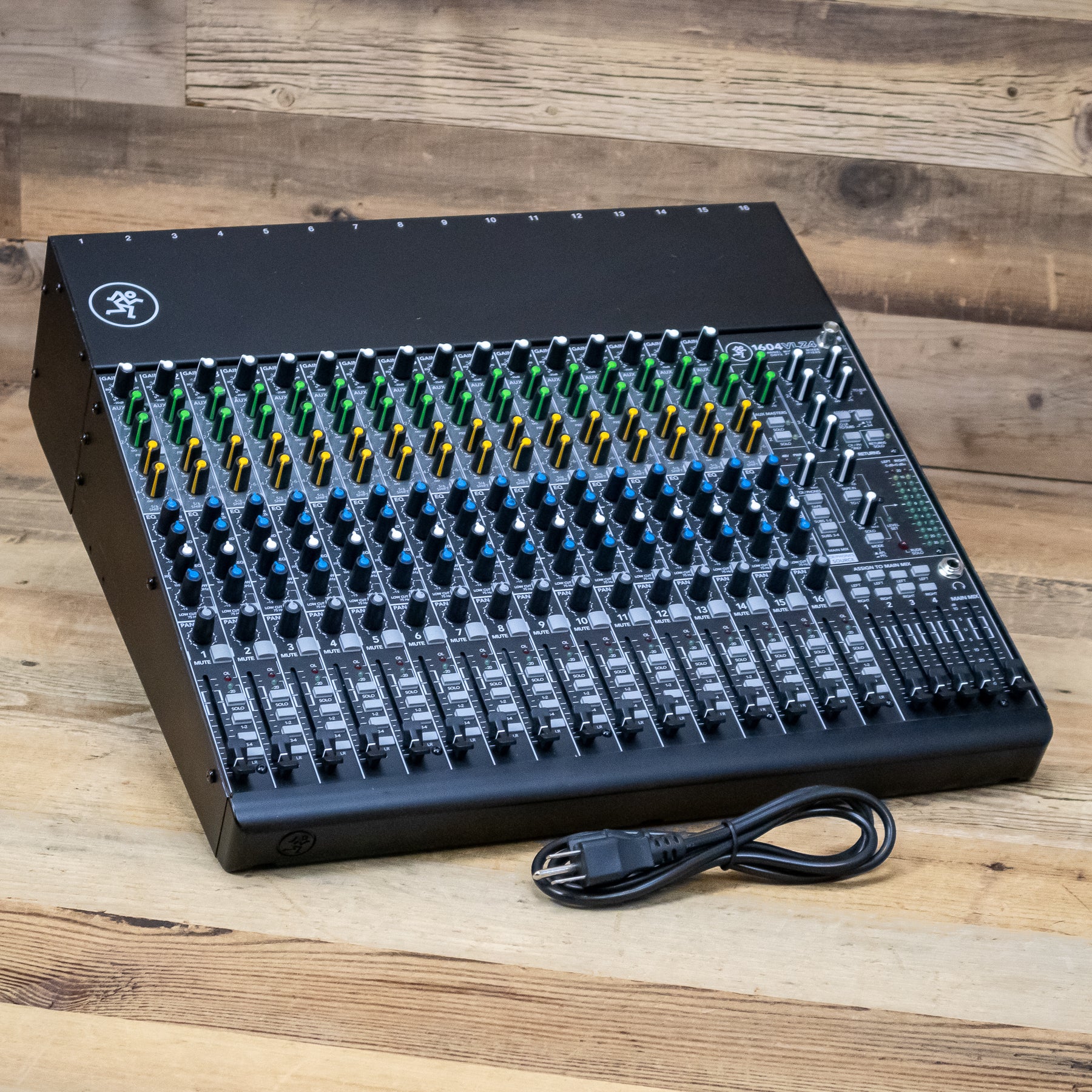 Mackie 1604 VLZ4 16-Channel Mixer – Pixel Pro Audio
