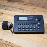 Alesis SR-16 (SR16) Classic Drum Machine