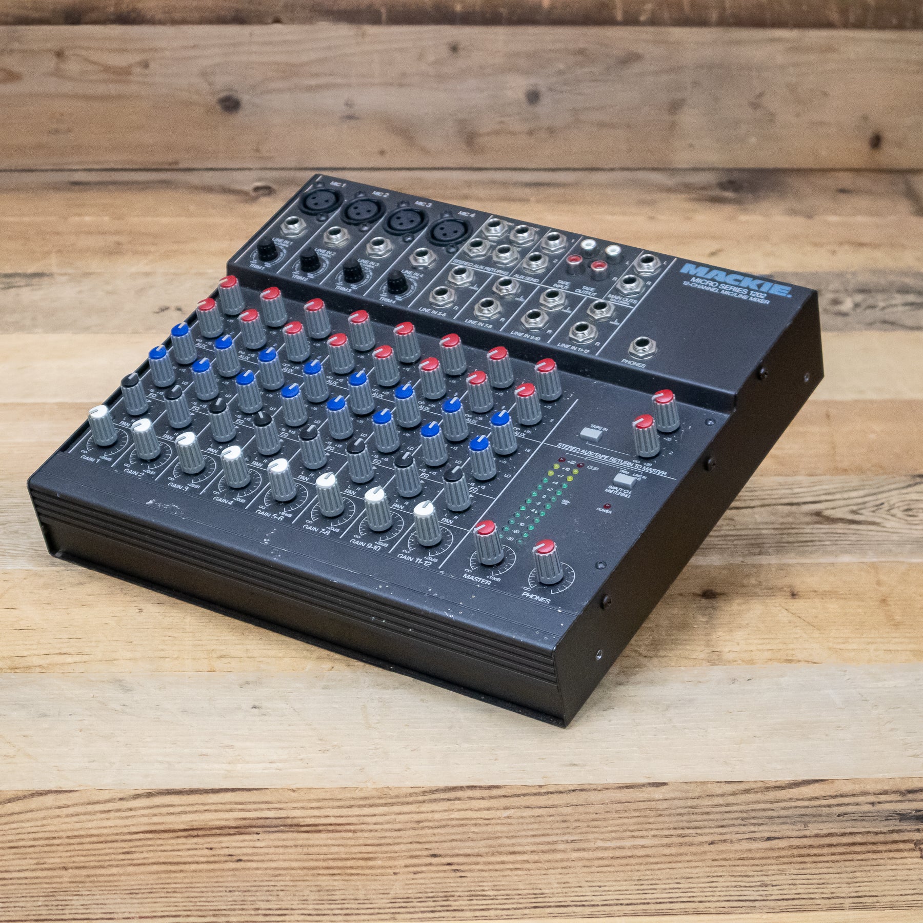 Mackie 1202 Micro Series Compact 12-Channel Mixer with Minor Issue
