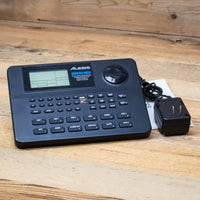 Alesis SR-16 (SR16) Classic Drum Machine