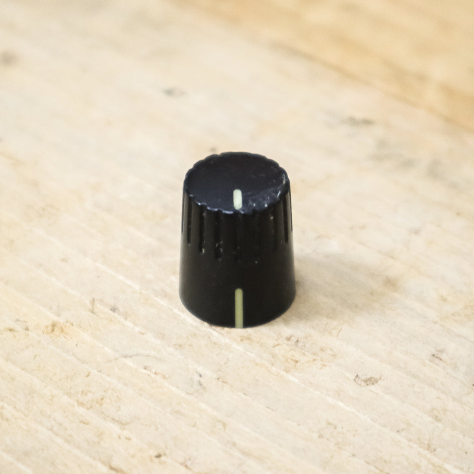 Alesis Small Input/Mix/Output/Edit Knob for Microverb 4