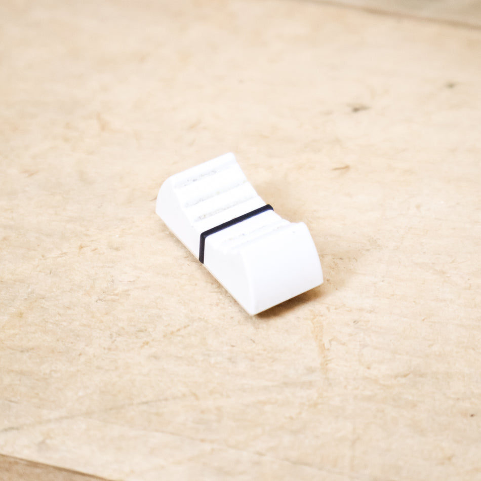 Mackie White Channel Level Fader Cap for DFX, CFX, SR, Onyx Series