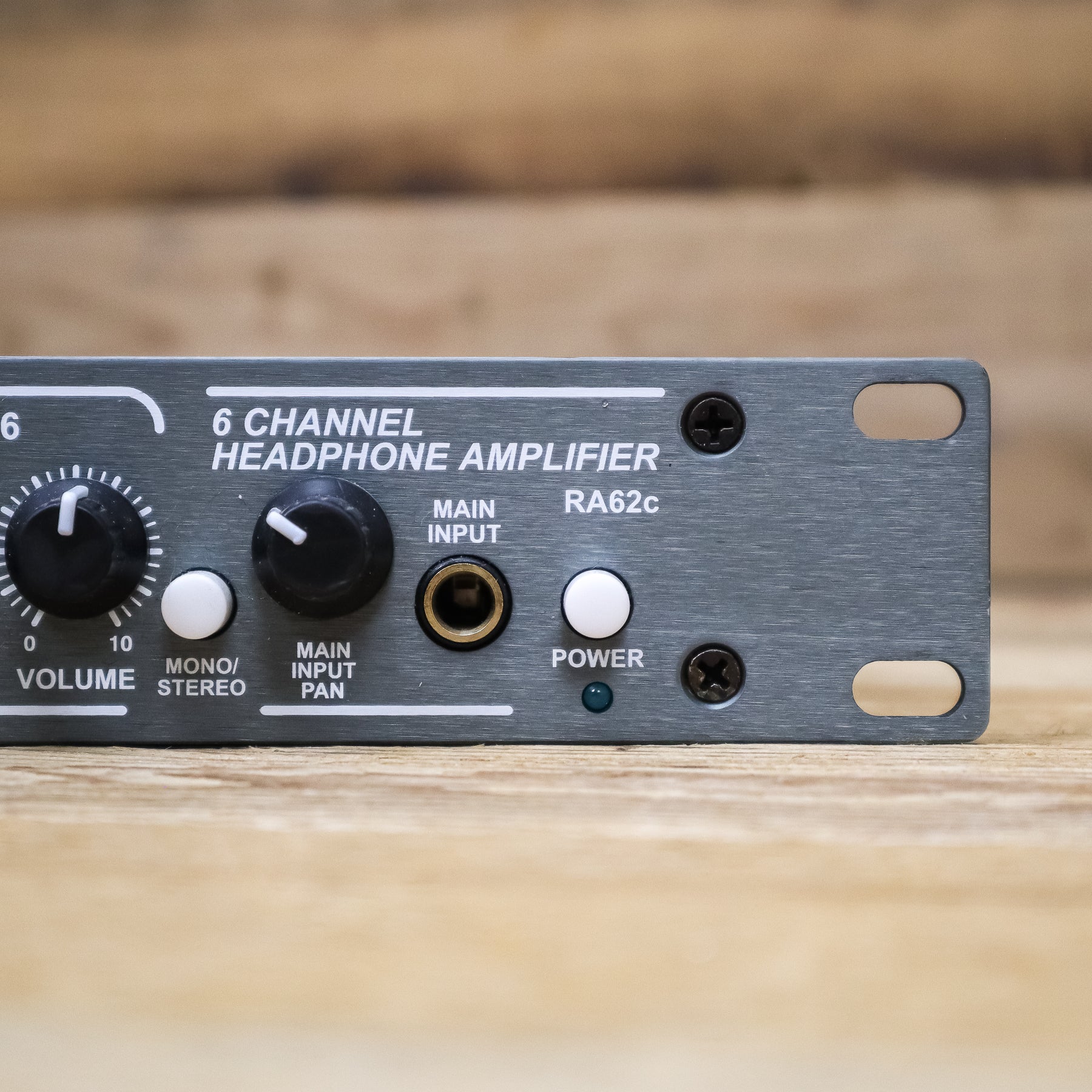 rolls RA62C 6-Ch Pro ヘッドホンアンプ 1U並行輸入 ROLLS RA62 Rackmount Headphone Amplifier 6-Channel Stereo \u2013