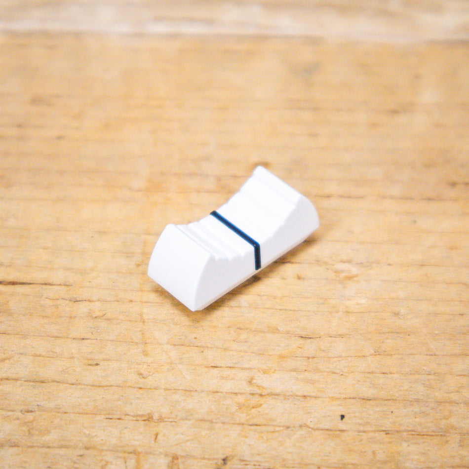 Mackie White Channel Fader Cap for 1642 VLZ3, 1604 VLZ3, Onyx 1640