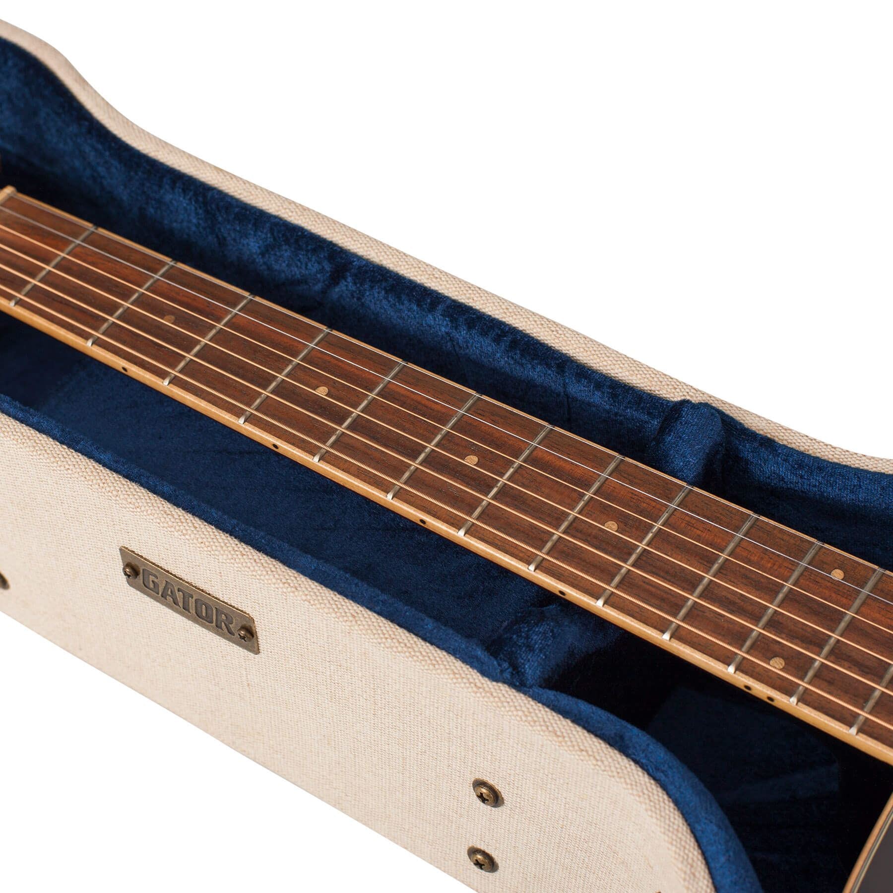Martin 000-16RGT Gatorハードケース USA製 Amazon.com: Gator Cases Hard-Shell Wood Case for Martin 000