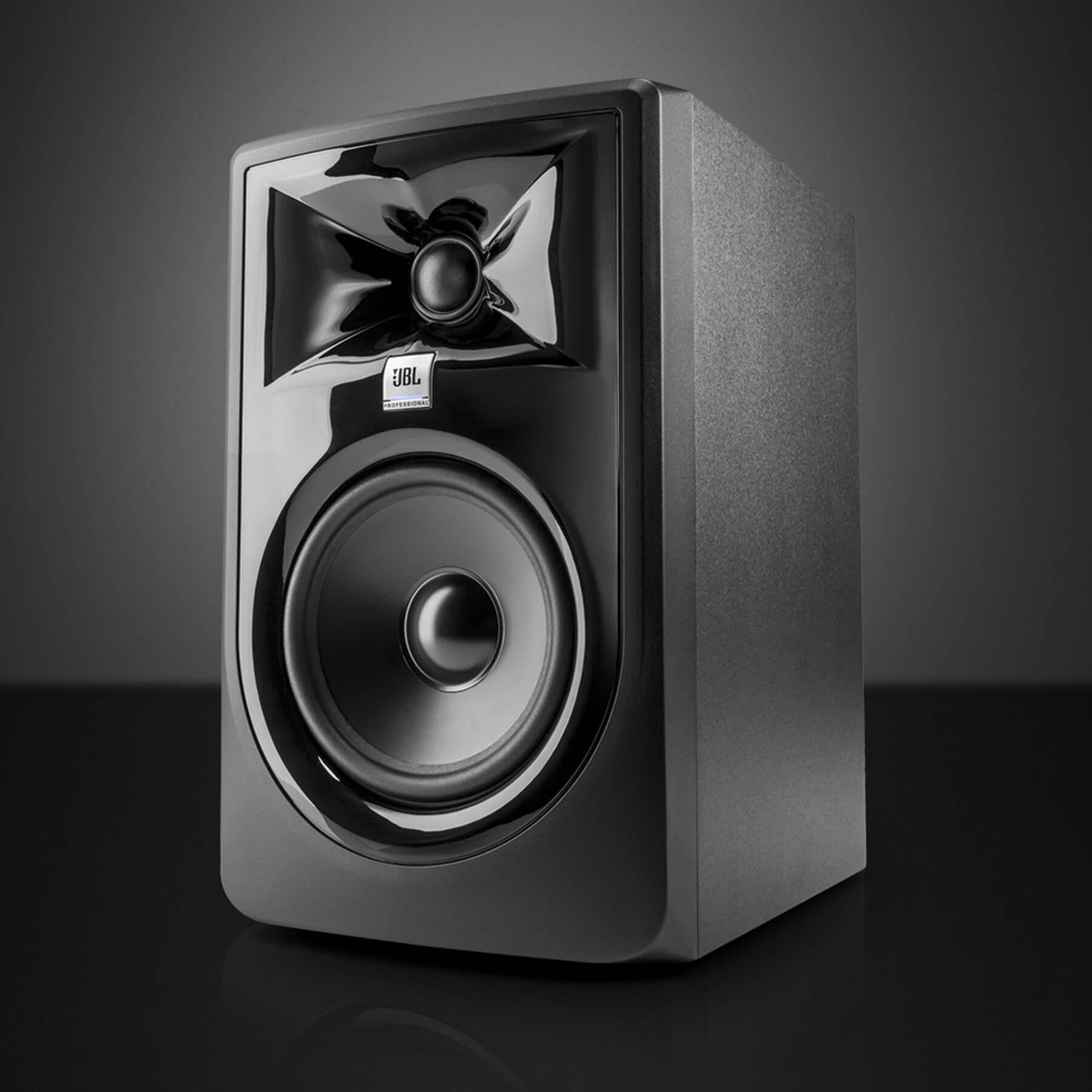 JBL 305P MKII 5" Powered Studio Monitor (Single Speaker) - Pro Audio